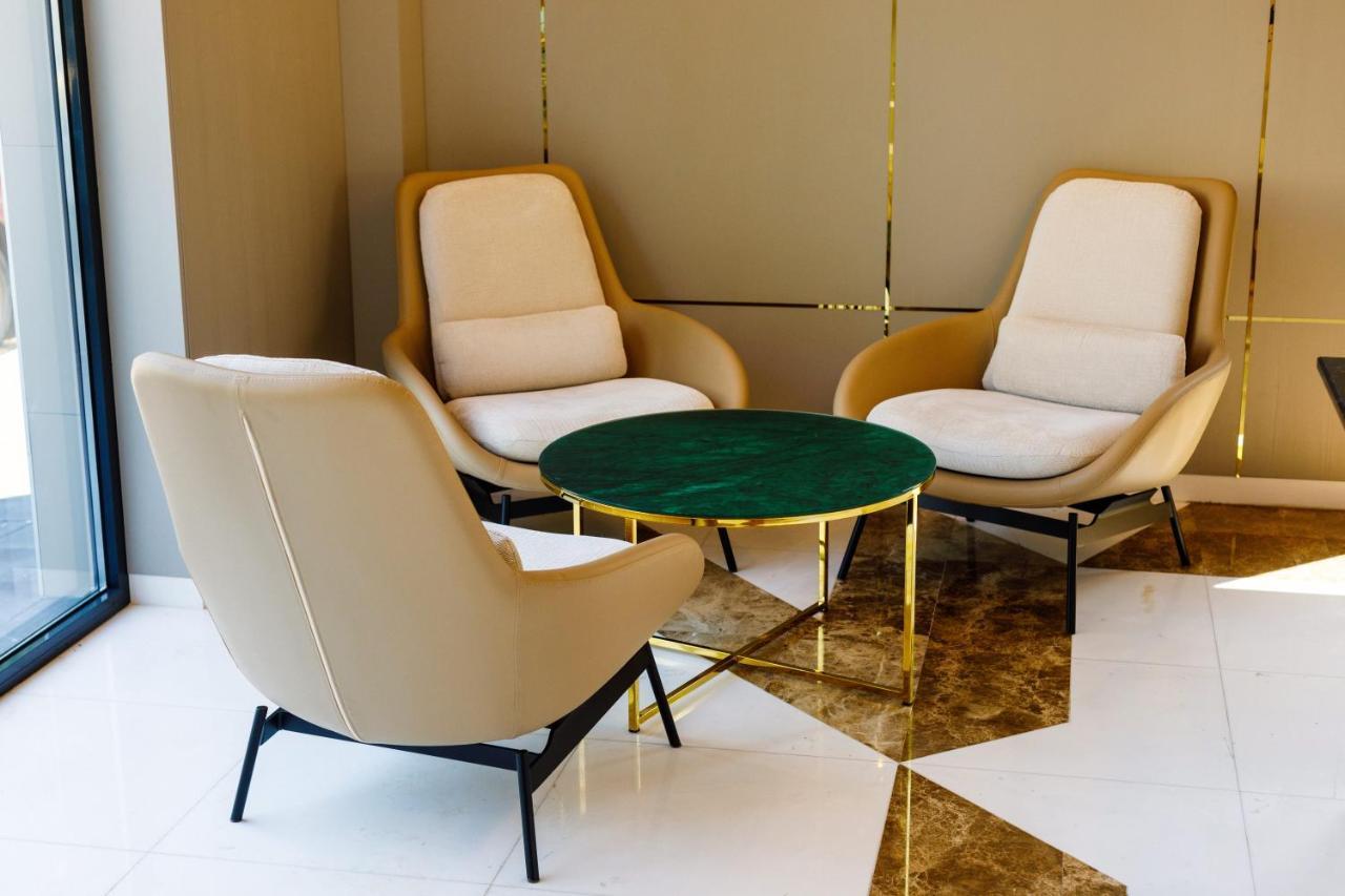 Onal Boutique Hotelier Mamaia Extérieur photo
