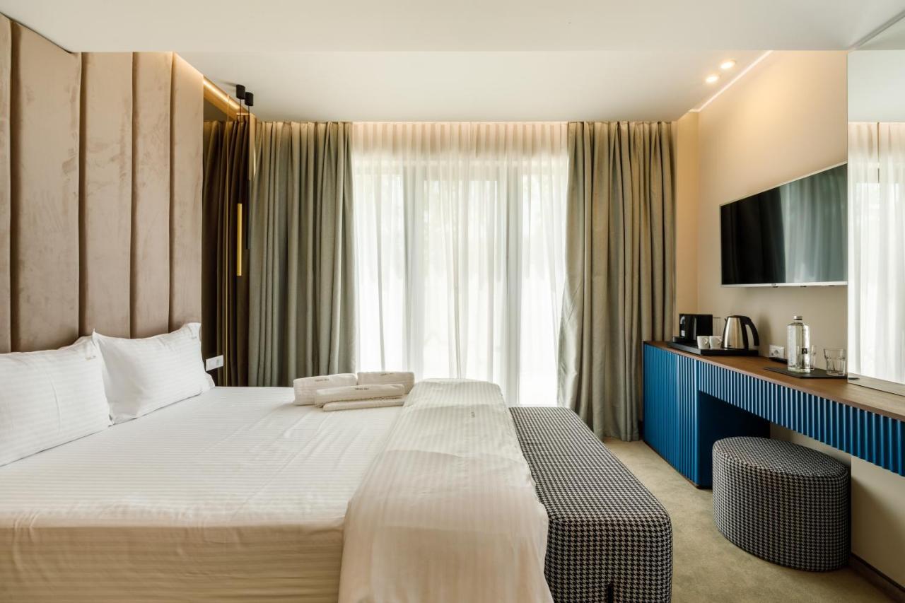 Onal Boutique Hotelier Mamaia Extérieur photo