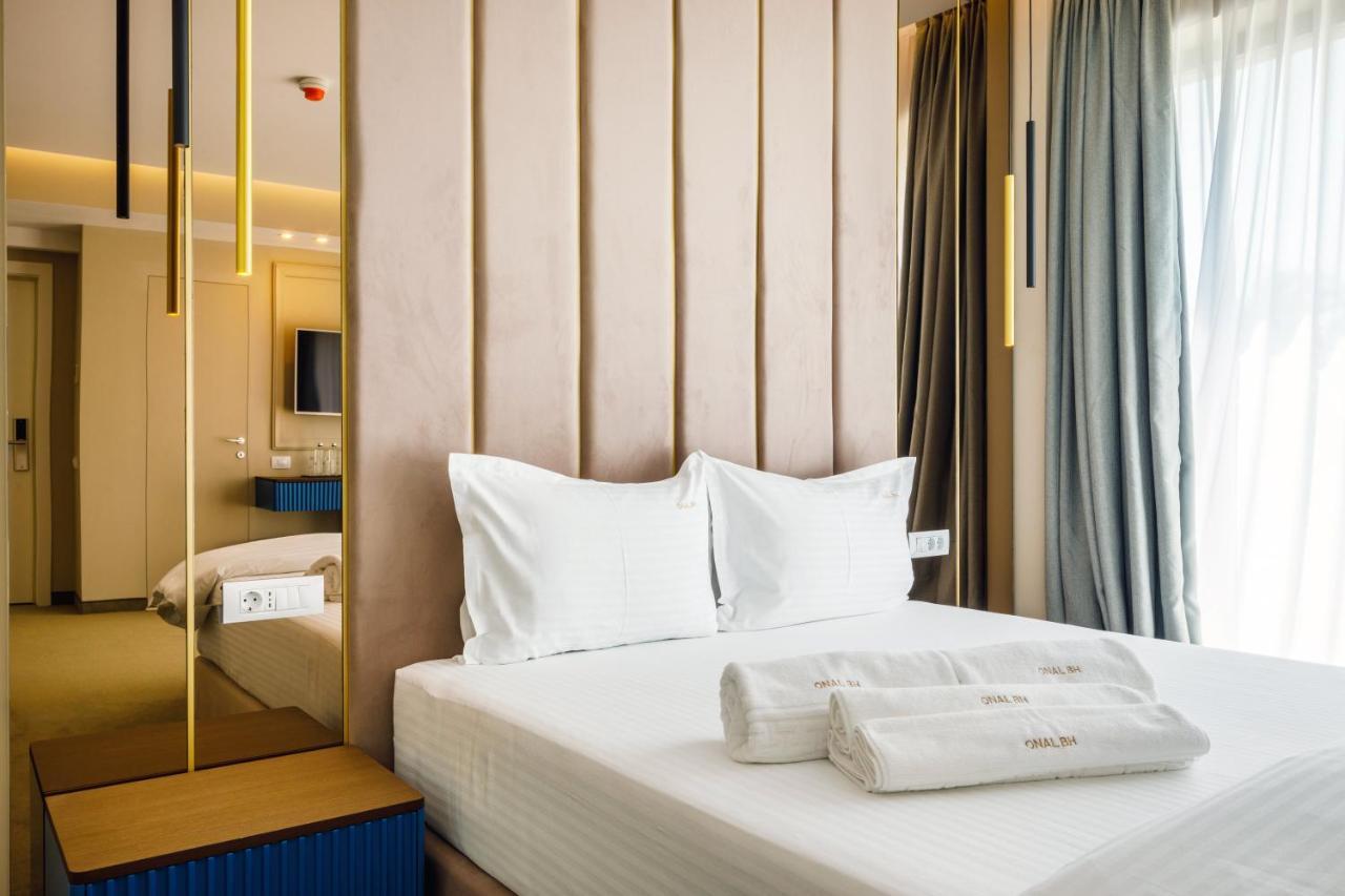 Onal Boutique Hotelier Mamaia Extérieur photo