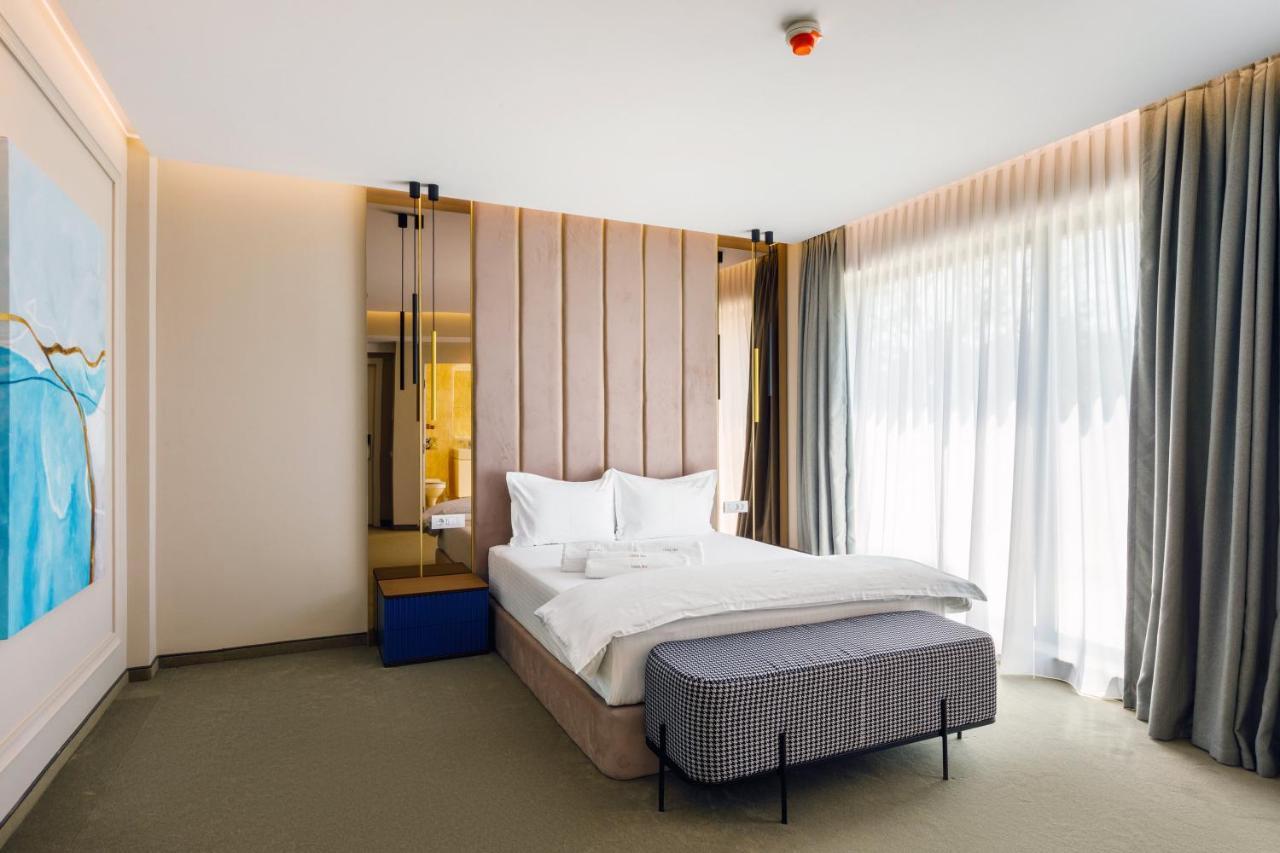 Onal Boutique Hotelier Mamaia Extérieur photo